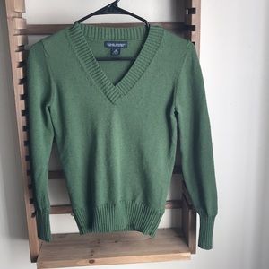 Banana republic, fine Italian, V-neck sweater
